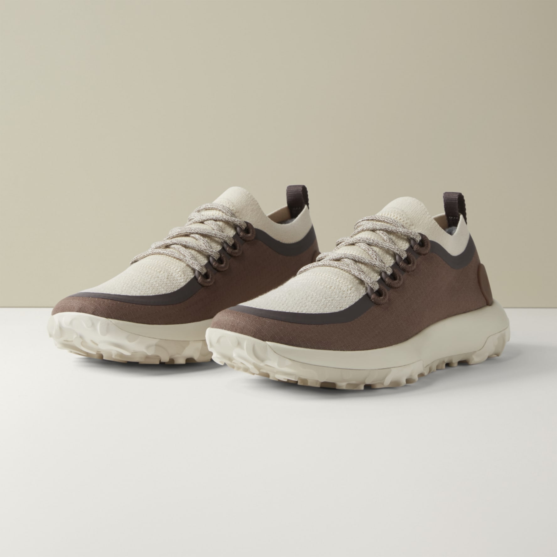 Dark trail runners online