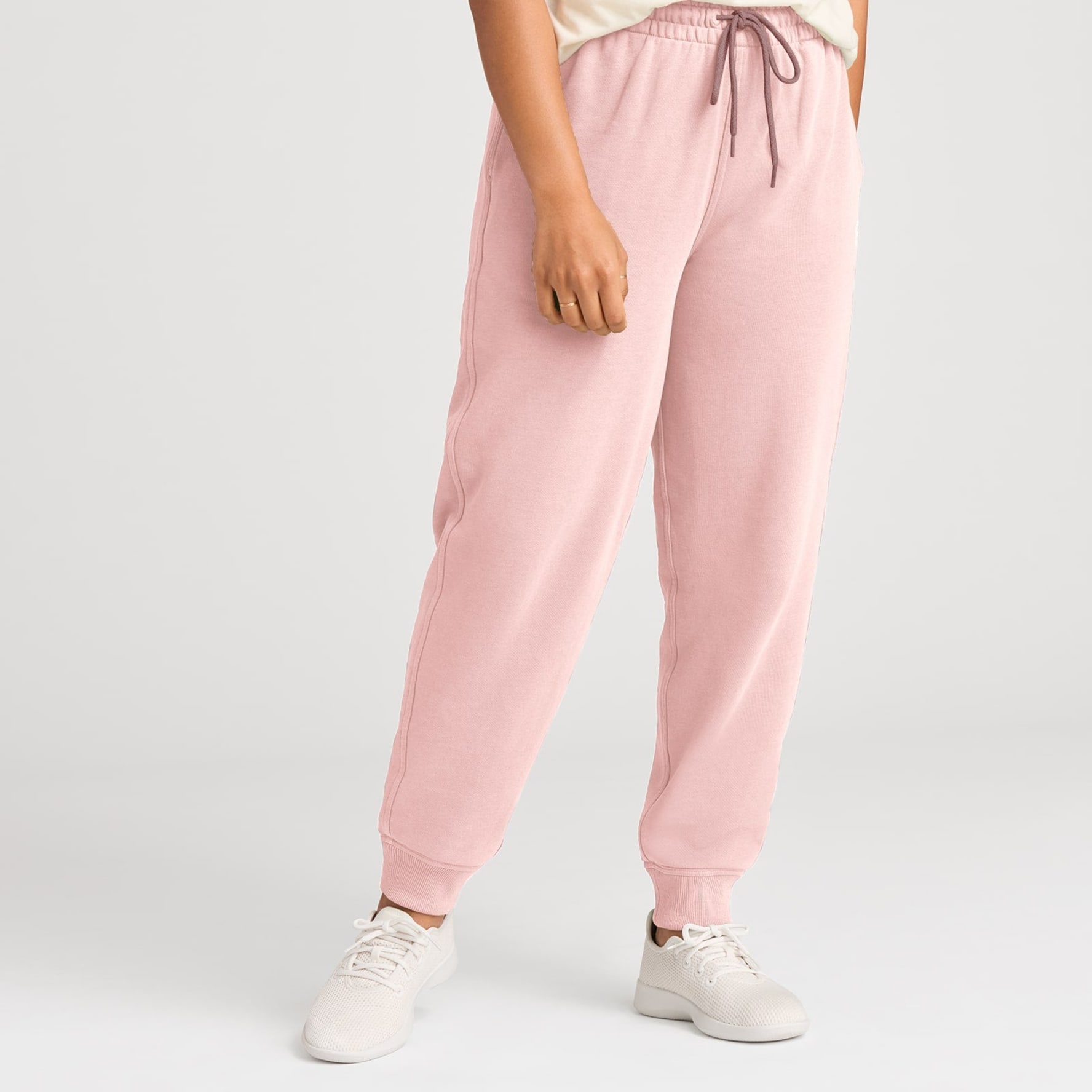 Slim leg sales sweatpants womens