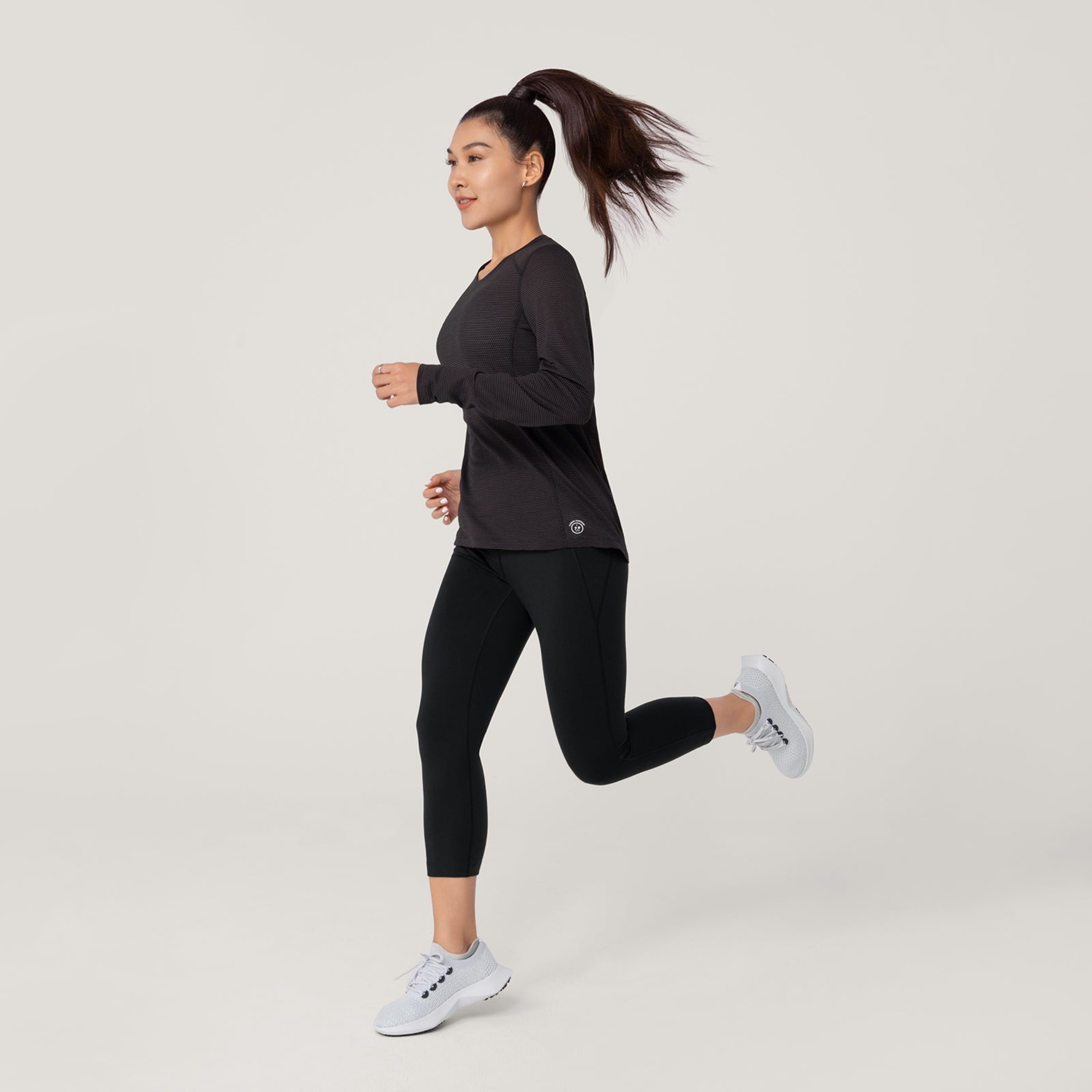 Allbirds Women s Capri Natural Leggings Black Sustainable