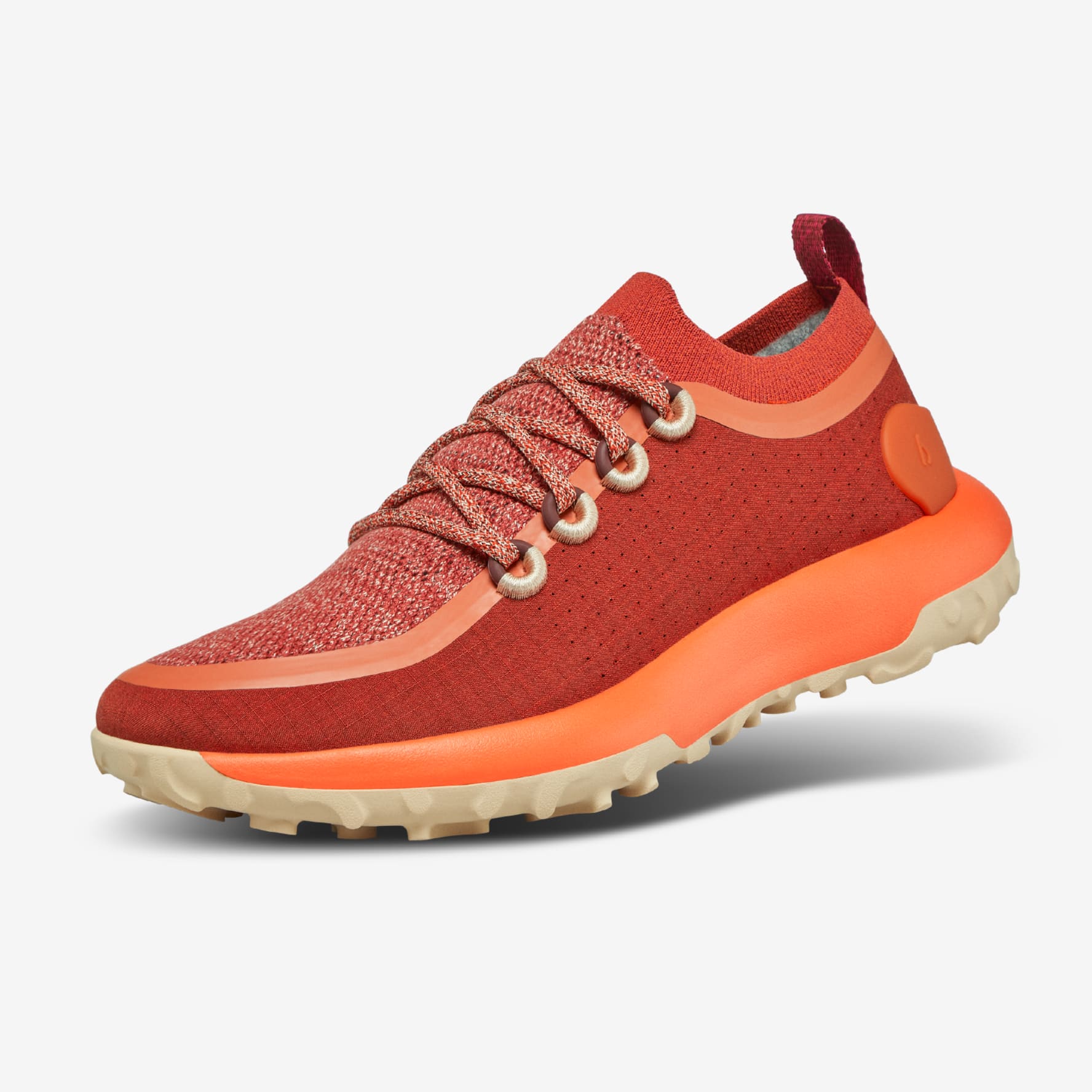 Red outlet bottom runners