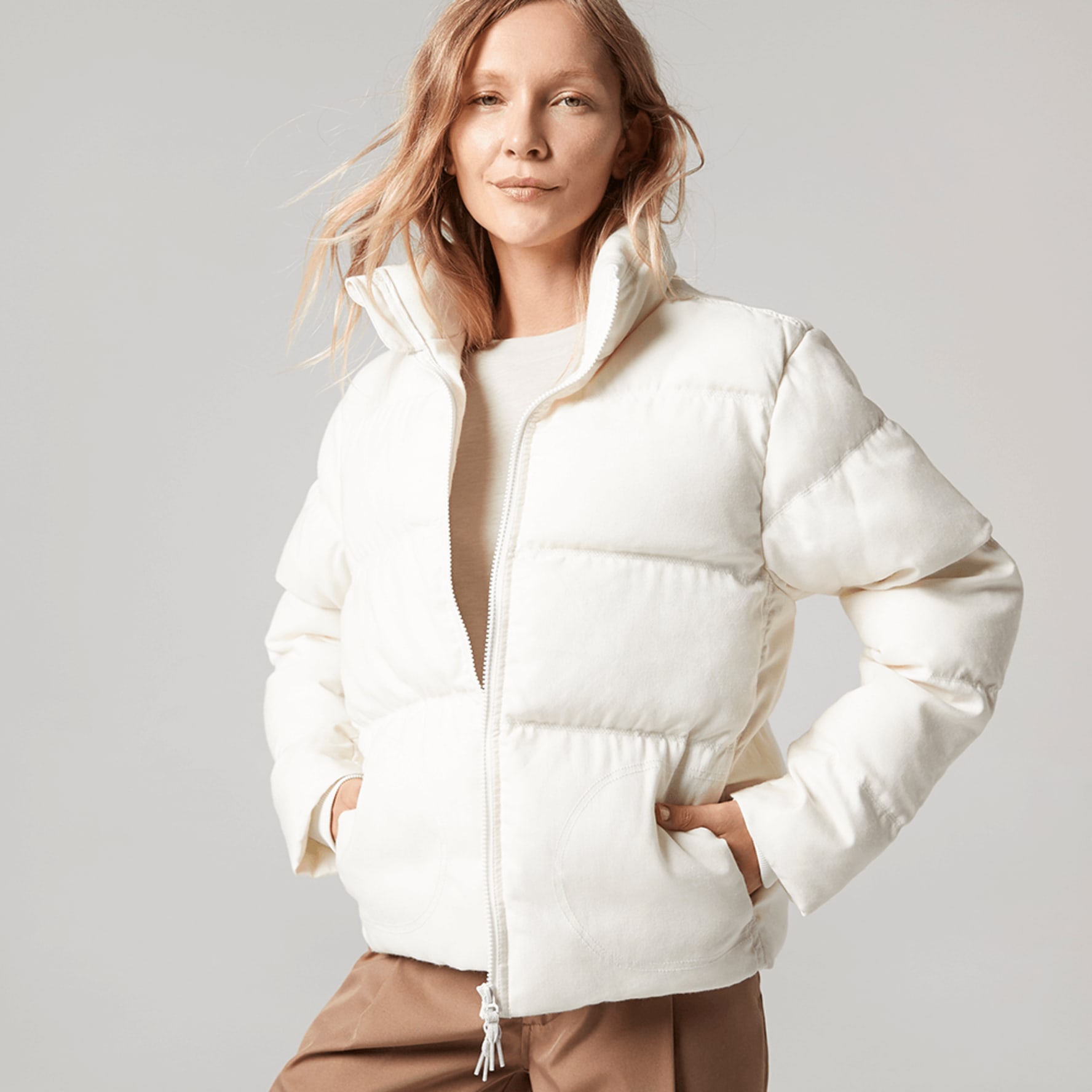 Womens white puffer sales