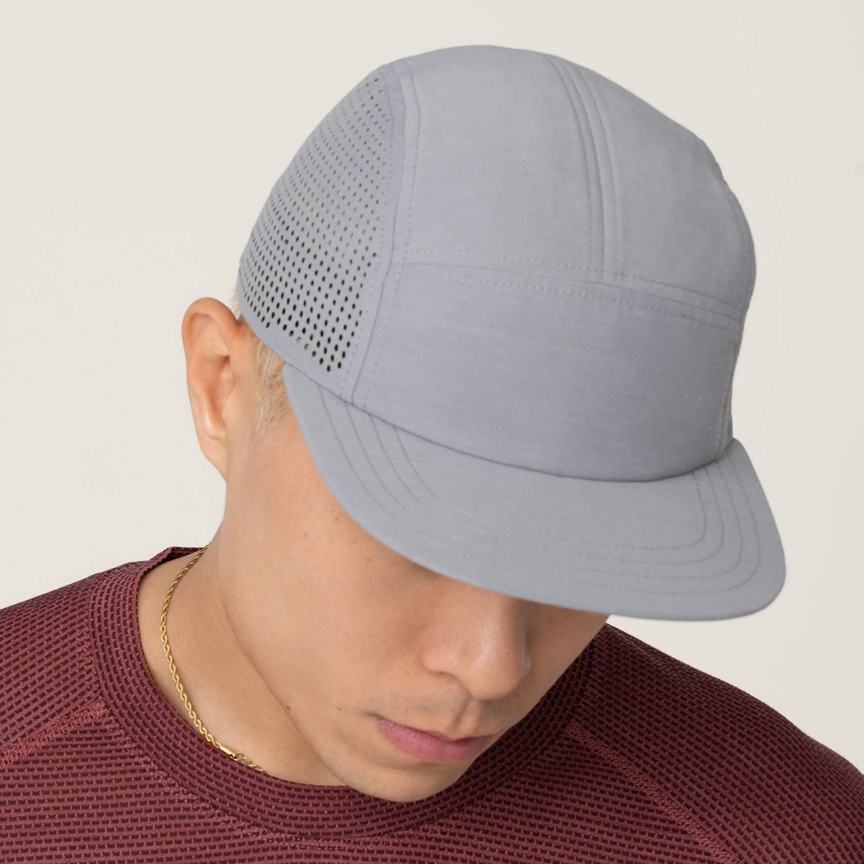Lightweight clearance ball cap