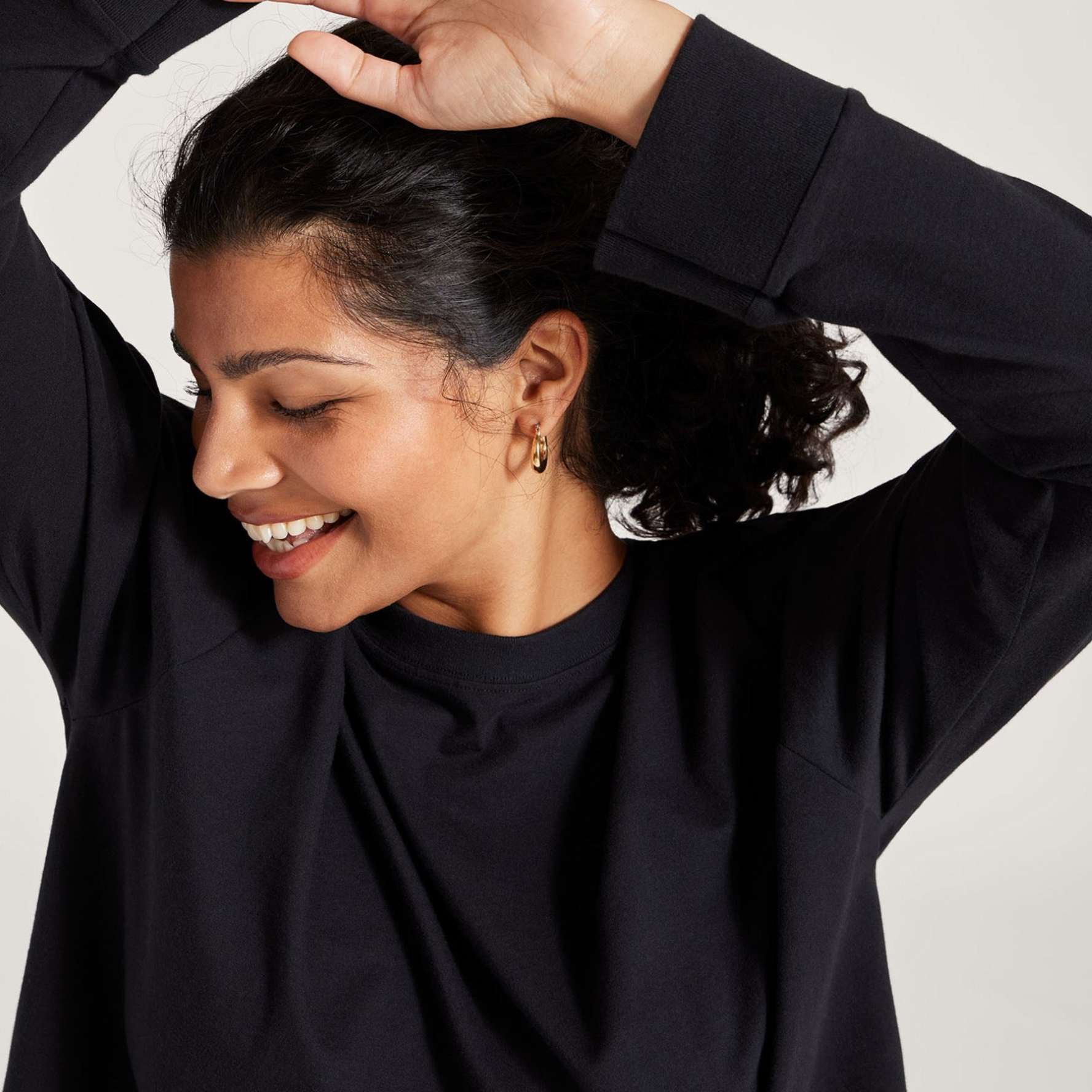Black sales cotton tee