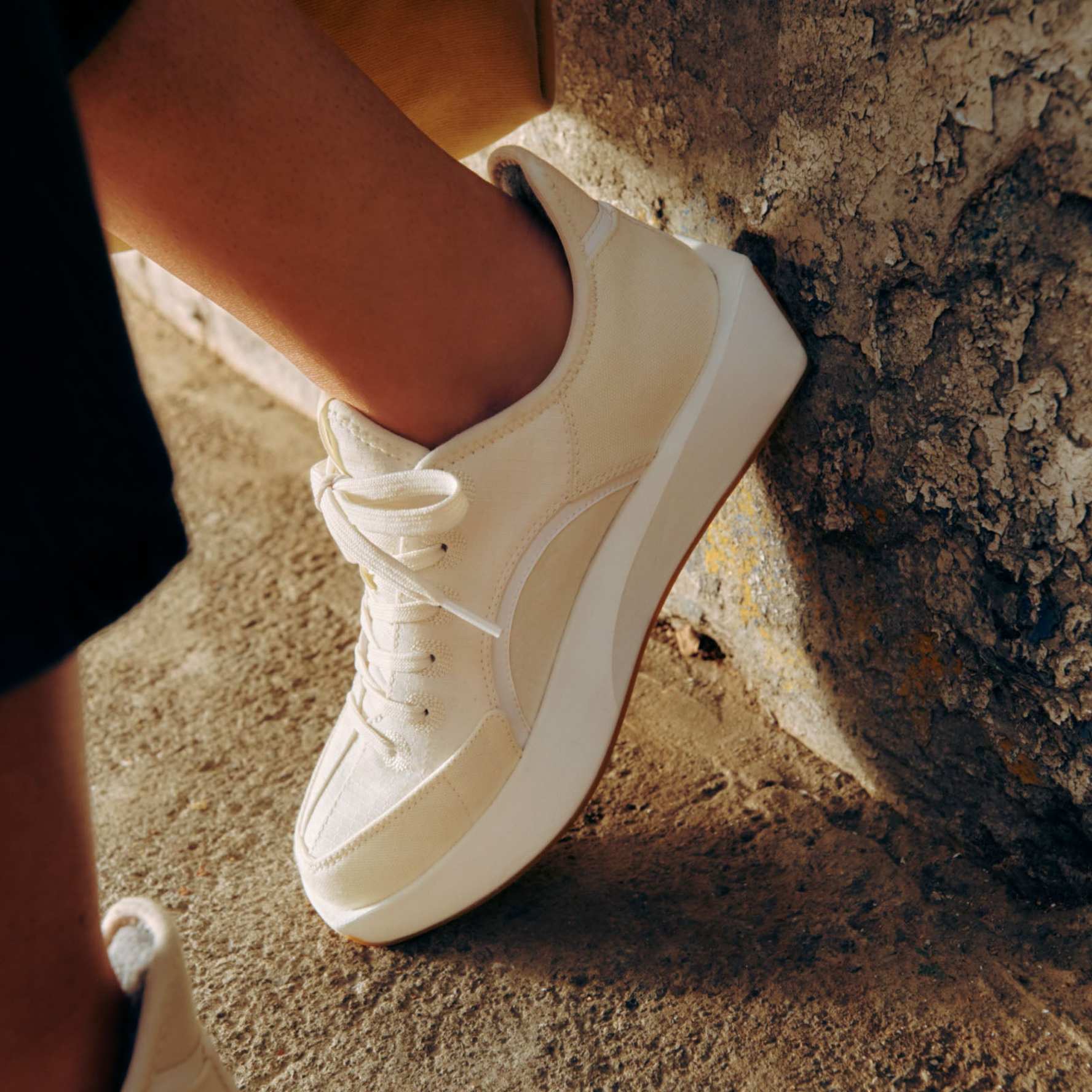 Women s Risers Light Grey Blizzard Sole