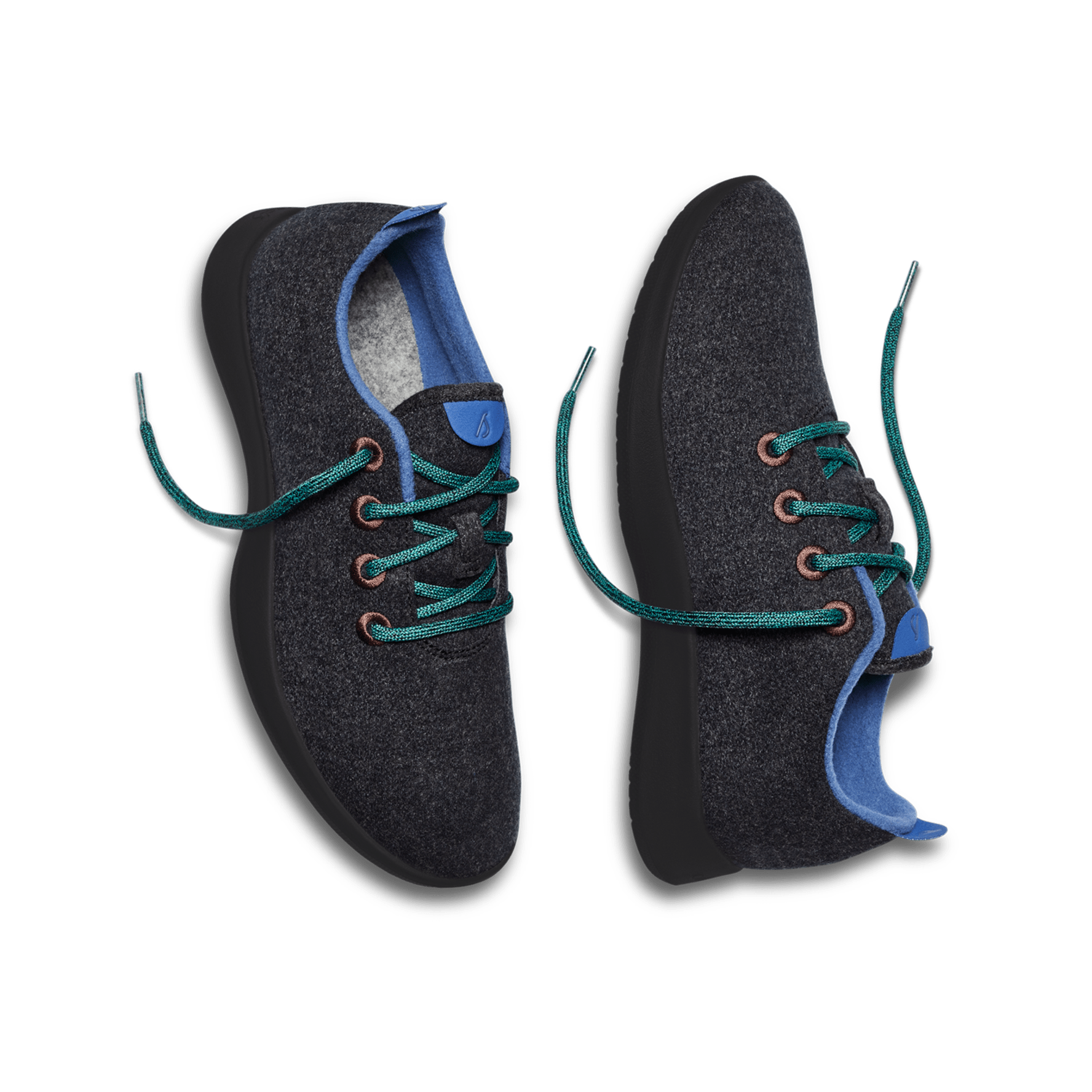 Women sales black runners