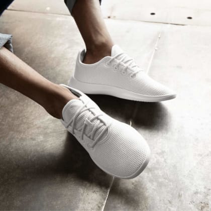 white mens runners