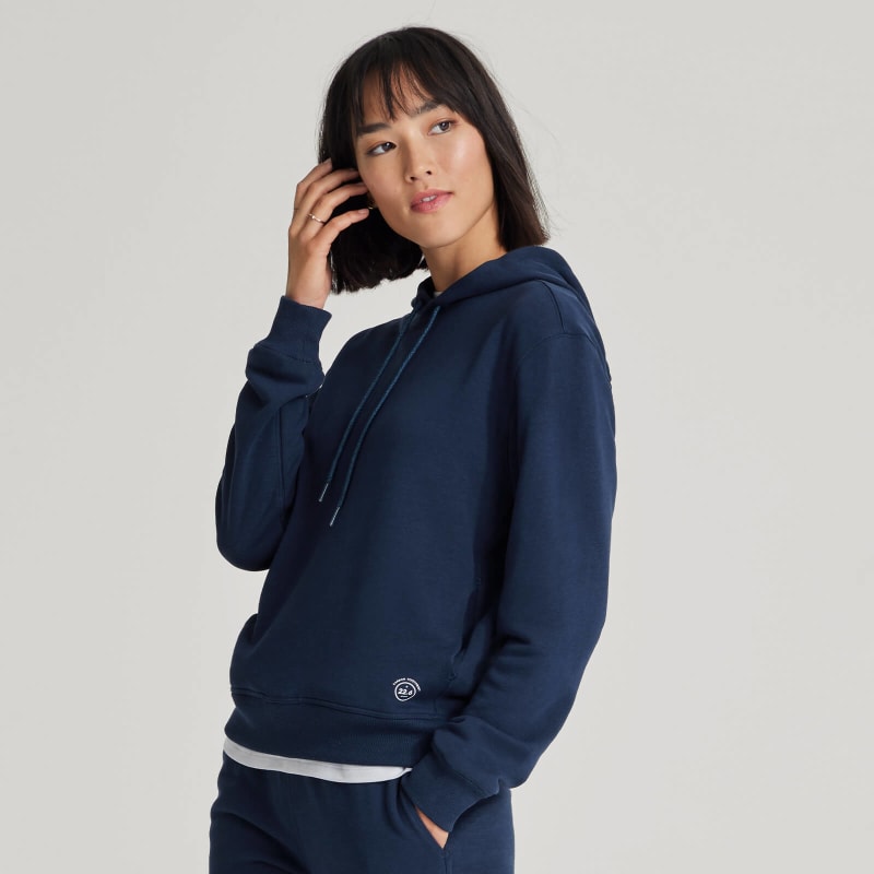 Women's apparel sale outlet