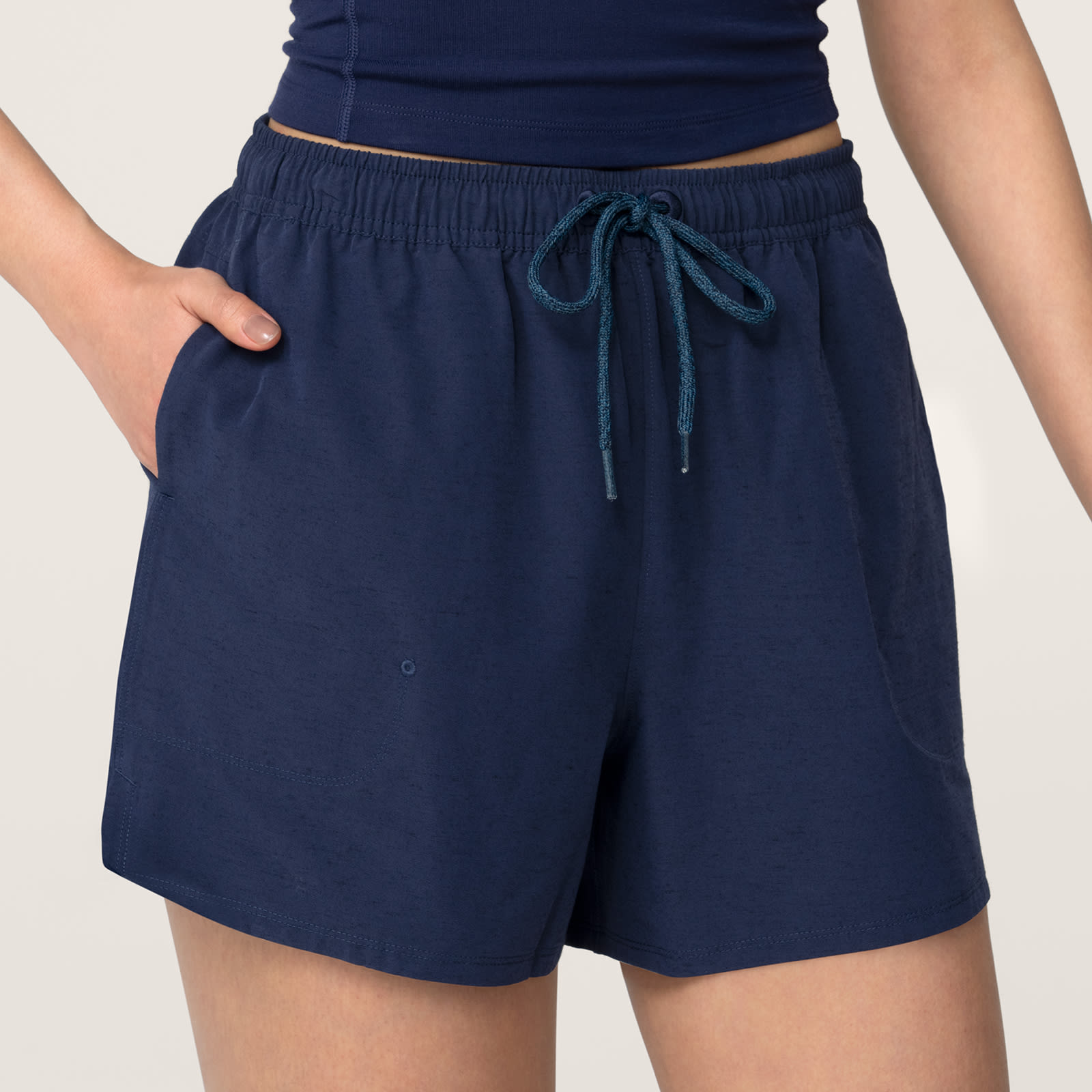 AN000HW FIG W MOONRISE 0675