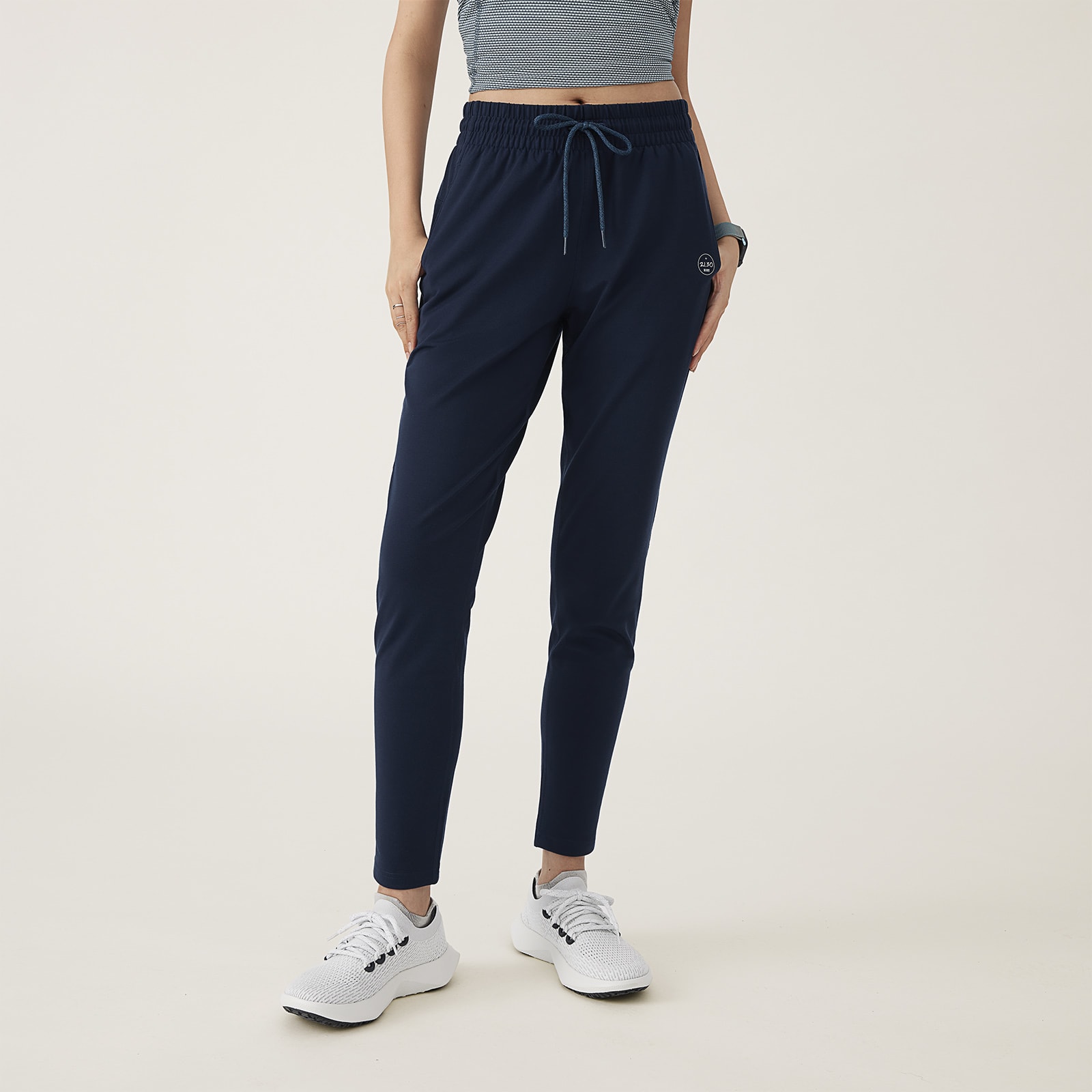 AN001RW-APPAREL-GLOBAL-WOMENS-NATURAL PERFORMANCE JOGGER-TRUE NAVY 1620
