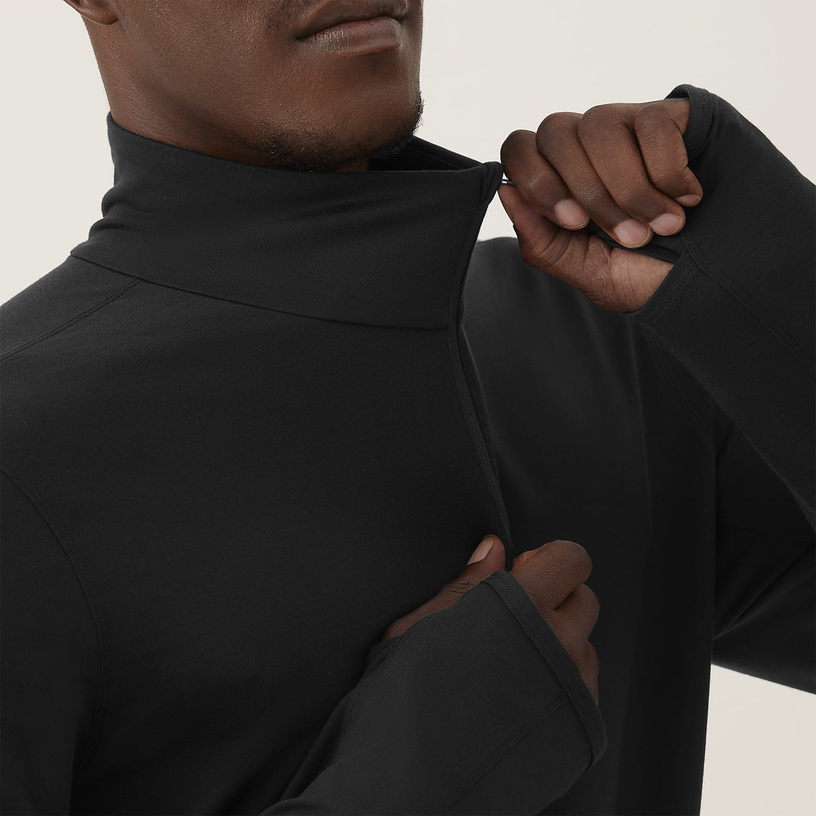 AK002WM-APPAREL-GLOBAL-MENS-NATURAL RUN MID LAYER-NATURAL BLACK 0197