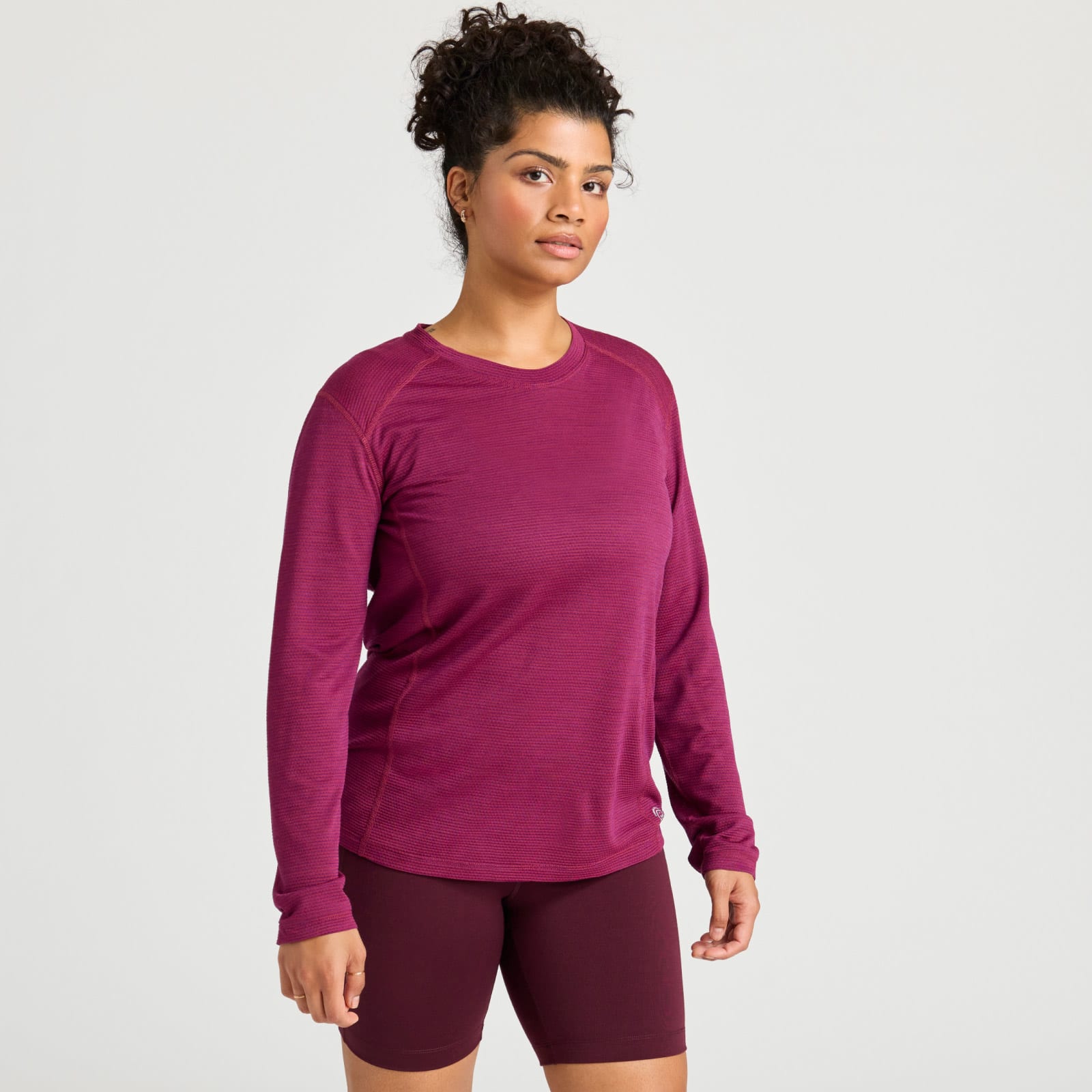 Q3-CL-Perforam-Appareal-RunTee-LS-Female-ThriveCrimson-01